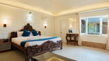 Deluxe Double Room, City View | Free WiFi, bed sheets