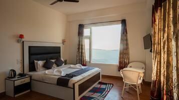 Luxury Double Room, City View