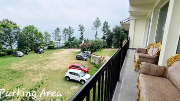 Luxury Double Room, City View