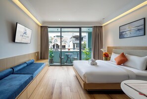 Superior Double Room, Balcony, City View | Minibar, desk, free WiFi, bed sheets - APEC WANDER HOTEL - NEAR TAN DINH MARKET (Ho Chi Minh)
