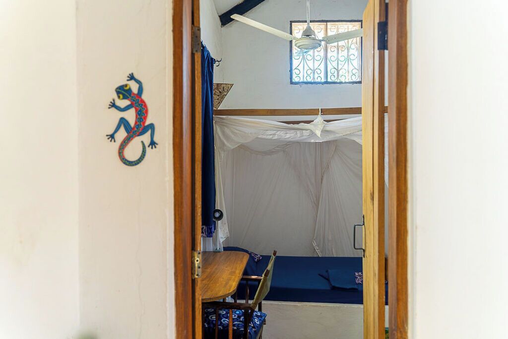 2 bedrooms, WiFi, bed sheets, wheelchair access