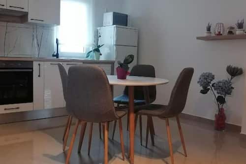 Apartment (Two Bedroom Apartment A2) | Esszimmer