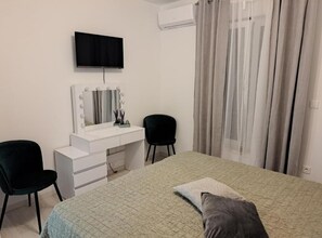 Villa (Villa With Pool) | 2 habitaciones y cunas 