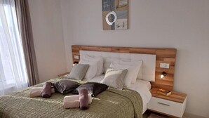 ヴィラ (Villa With Pool) | 2 室のベッドルーム、防音設備、ベビーベッド