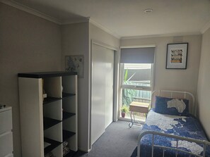 4 Schlafzimmer, Bügeleisen/Bügelbrett, WLAN, Bettwäsche