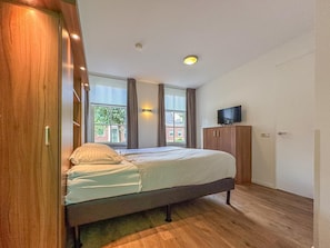 5 Schlafzimmer, Internetzugang