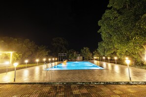 Piscina externa