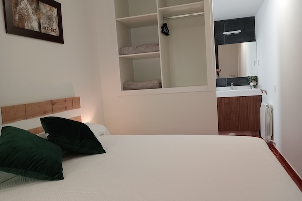 Sistema de insonorización, wifi gratis y acceso para silla de ruedas