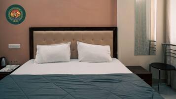 Habitación clásica doble | Espacio para trabajar con un portátil y wifi gratis
