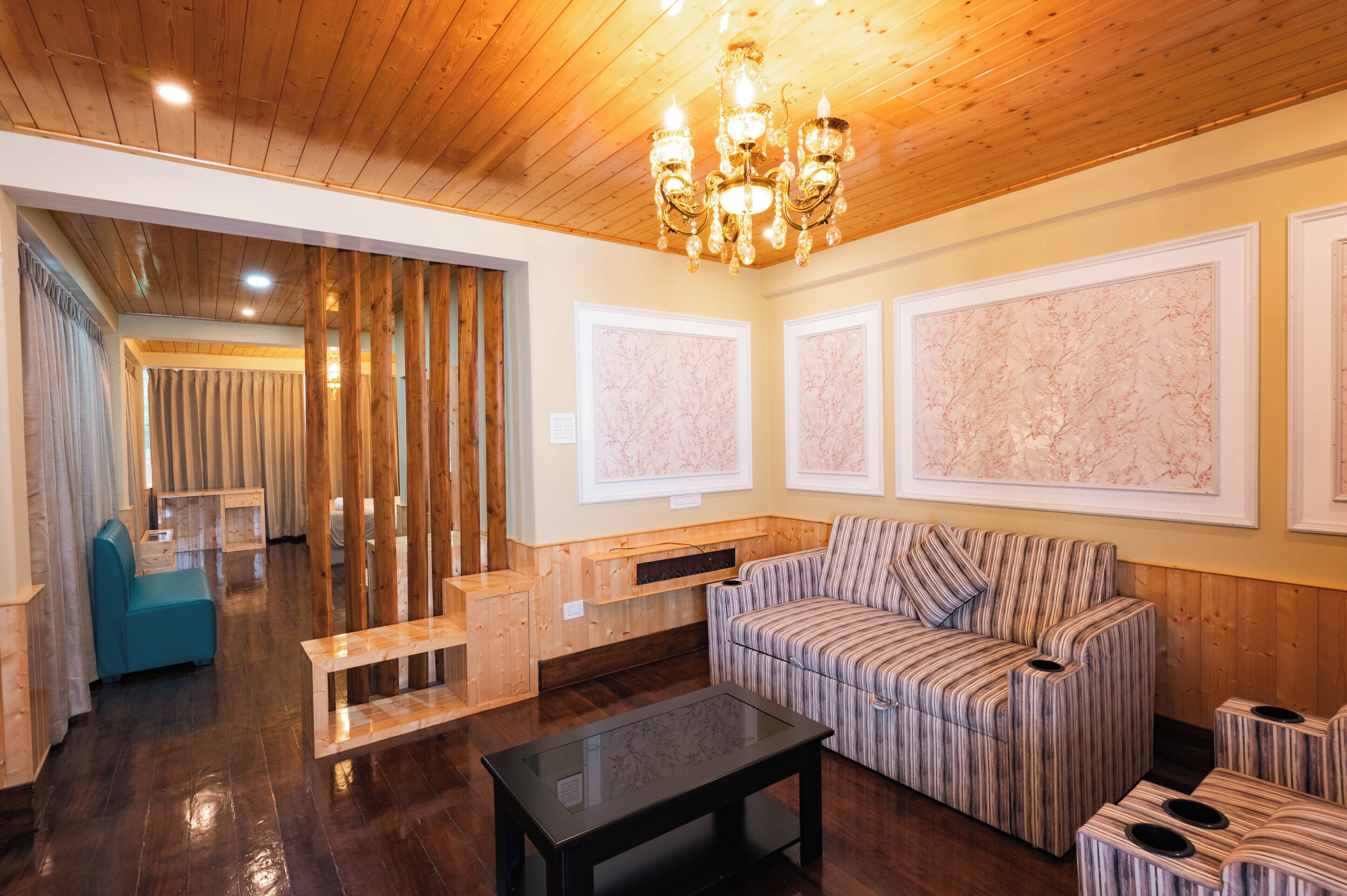 Junior Room, Balcony, Mountain View | Desk, soundproofing, free WiFi