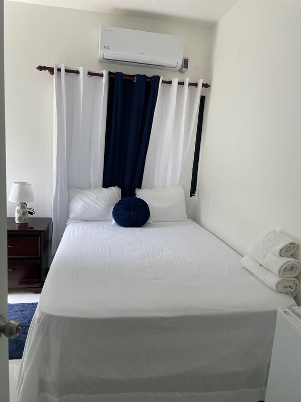 Room, 1 Bedroom, Smoking, Garden View | 1 bedroom