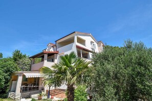 Exterior - Apartments Jaklin - Studio Apartment with Balcony and Sea View (Rab)