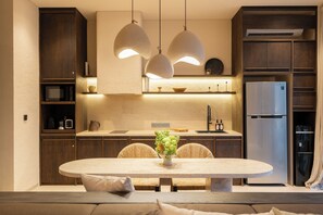 Deluxe Villa, Balcony, Pool View | Dining room - Pala House 1 by Alfred in Bali (Pecatu)