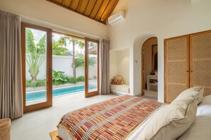 3 habitaciones, tabla de planchar con plancha, wifi y ropa de cama 