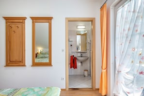 1 dormitorio, wifi, ropa de cama