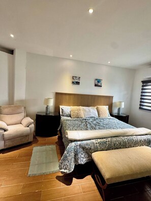 4 habitaciones, internet y acceso para silla de ruedas 