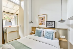 2 chambres, fer et planche à repasser, Wi-Fi, draps fournis