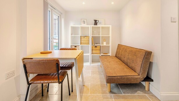 Dining - Skylight Studio near Hospital (King's Lynn)