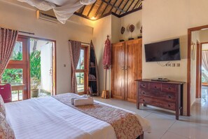 Villa panorámica, 4 habitaciones, piscina privada, vistas al mar | Wifi gratis