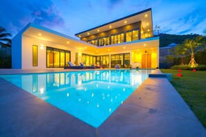 Villa, Pool View | Floor plan - Luxury Large 3 Bedroom Pool Villa (KH-C5) (Hua Hin)