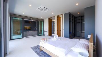 In-room safe, blackout drapes, iron/ironing board, free WiFi