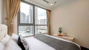 Phòng Suite Presidential, 2 phòng ngủ, quyền sử dụng Club Lounge, quang cảnh thành phố | Bộ trải giường bằng vải cotton Ai Cập, bộ đồ giường cao cấp