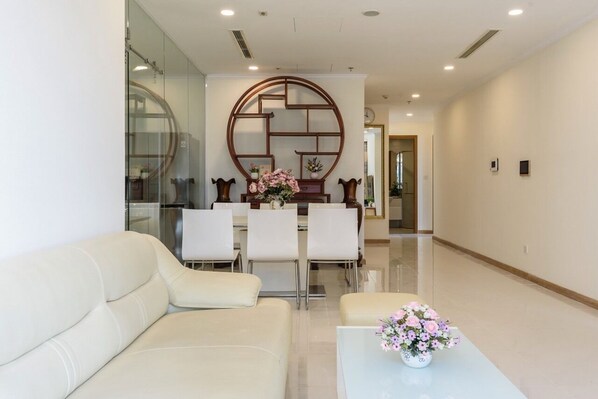 Basic Room, City View | In-room safe, desk, laptop workspace, blackout drapes