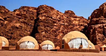 Desert Oasis in Wadi Rum Village - Cozy