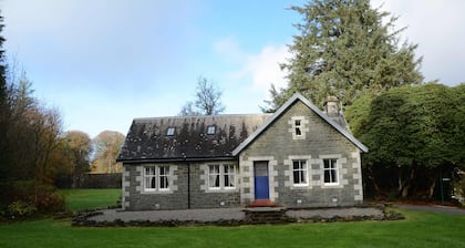 Penninghame Estate - West Lodge