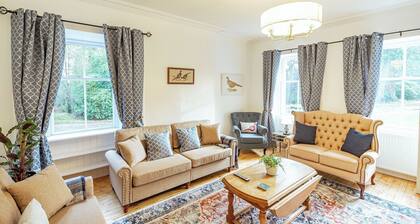 Penninghame Estate - West Lodge