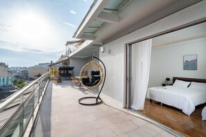 5 bedrooms, iron/ironing board, travel crib, free WiFi