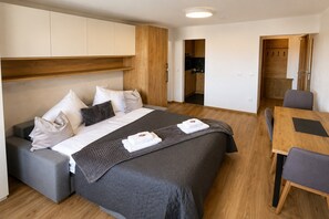 1 chambre, Wi-Fi gratuit, draps fournis