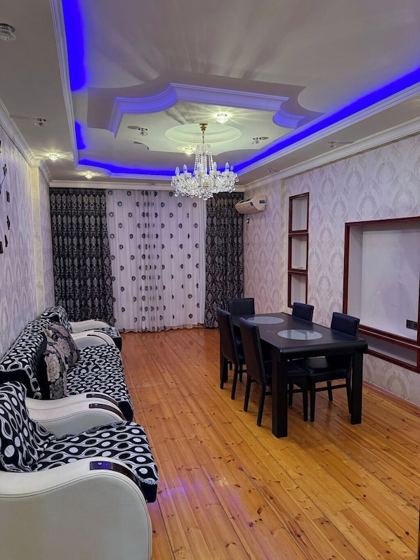 In-room safe, desk, laptop workspace, blackout drapes