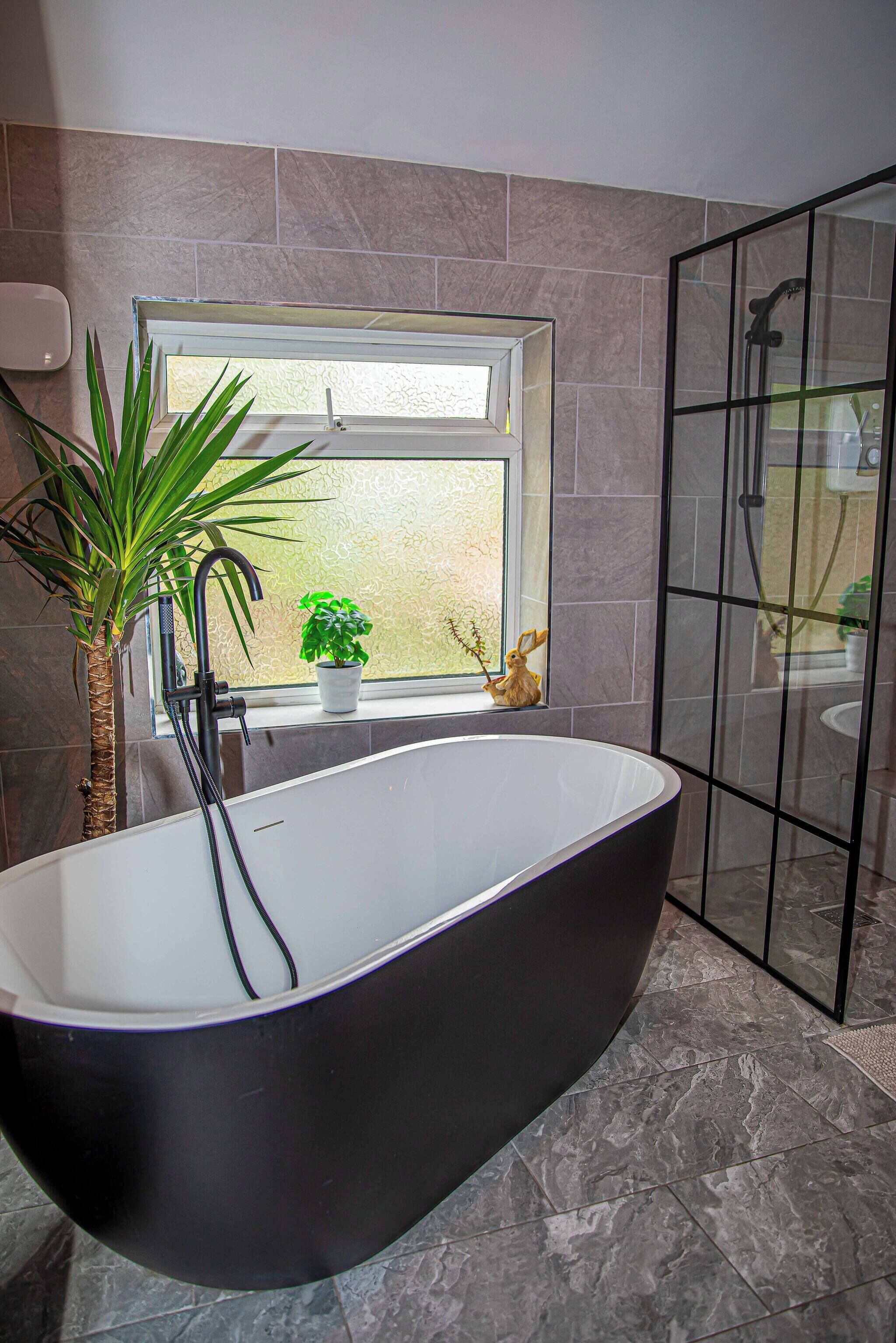 House, 2 Bedrooms | Bathroom