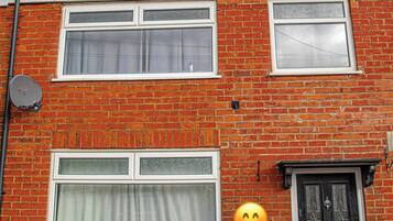 House, 2 Bedrooms | Exterior detail