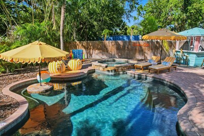 Bradenton Bliss | Heated Pool | Hot Tub | Games
