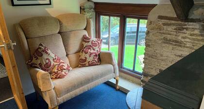 Riverside Barn at Lopwell Dam