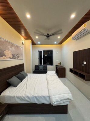 Superior Double Room | Desk, free WiFi