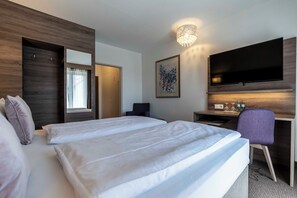 Double Room | In-room safe, soundproofing, free WiFi - Hotel in den Herrnwiesen (Kreuzwertheim)