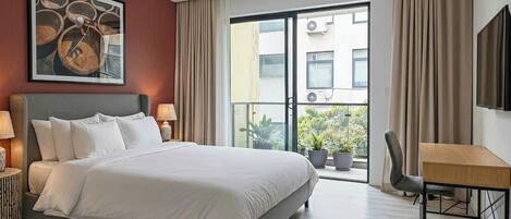 Luxury Studio Suite, City View