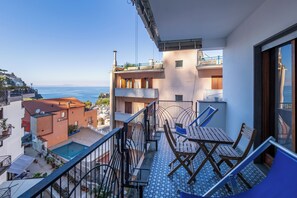 Comfort Apartment, Balcony, Partial Sea View | Balcony - Capo Sereno (Sorrento)