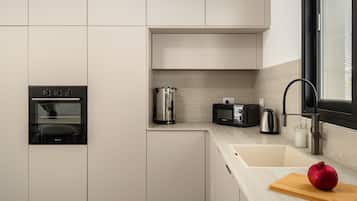 Apartment, Courtyard View | Interior