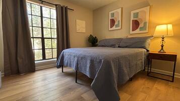 4 soverom, wi-fi (inkludert) og sengetøy