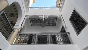 Khu phòng khách