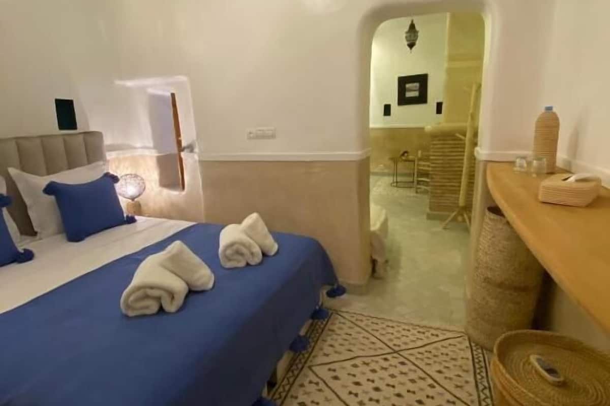 Suite Jasmine | Fer et planche Ă repasser, Wi-Fi gratuit