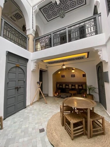 Riad Dar Omi Zahra 