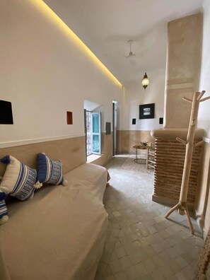 Strykejern/-brett og wi-fi (inkludert)