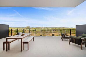 Outdoor dining - The Corso: Sophisticated Living | Waterway Views (Maroochydore Region)