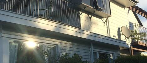 تفاصيل الفندق من الخارج