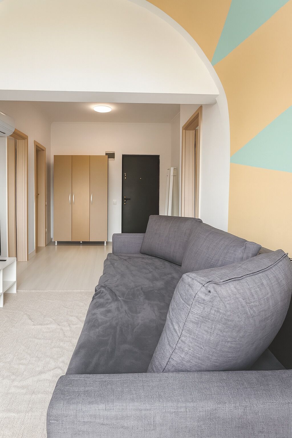 Apartment, 2 Bedrooms, Balcony, Garden View | Living area